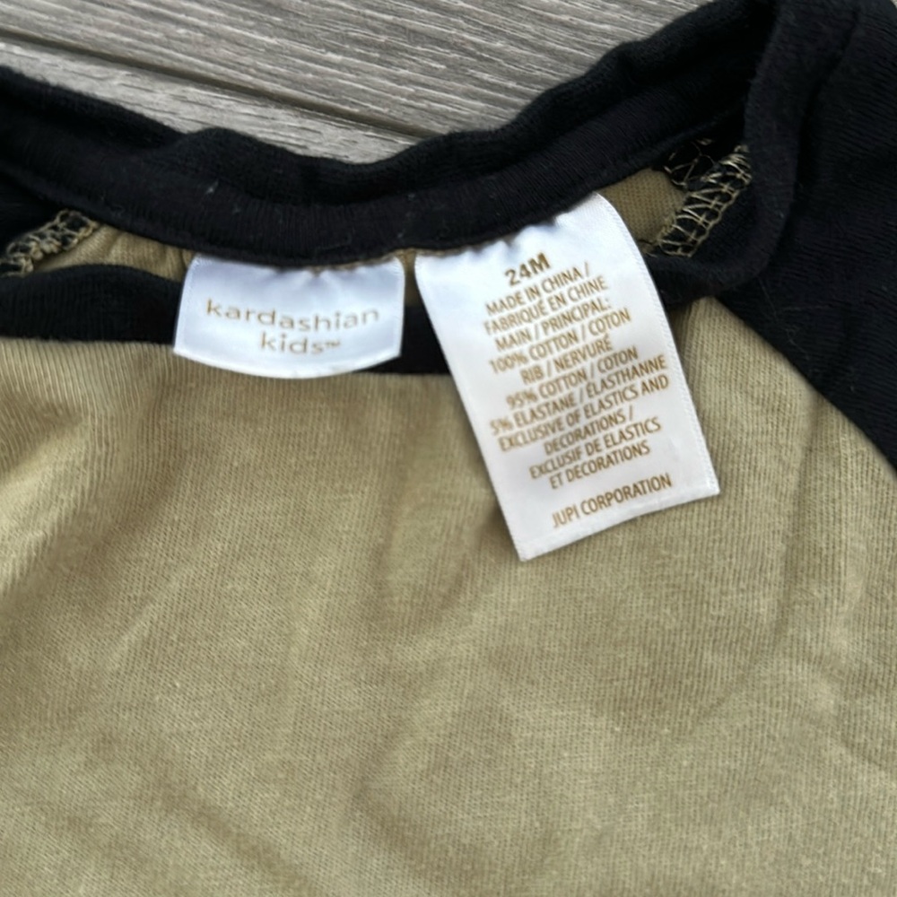 Kardashian Kids shorts and tshirt set